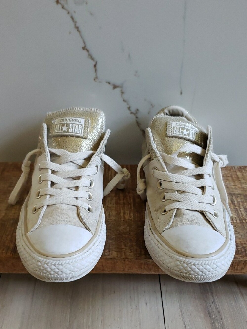 Converse White Women's Sneakers - Picture 2 of 6